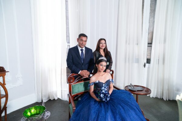 Sesión de Fotos 15 Años en Casa Fenandini Sesión de Fotos 15 Años en Casa Fenandini