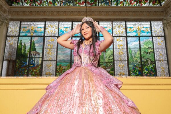 Sesión de Fotos Quinceaños en la Casa Fenandini Sesión de Fotos Quinceaños en la Casa Fenandini