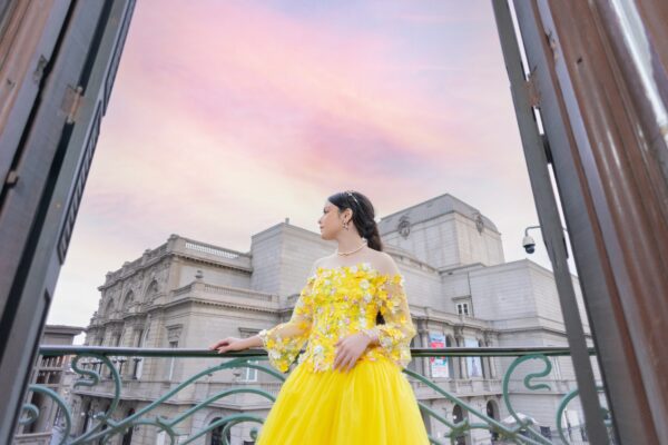 Sesión de Quinceañera en Casa Fenandini Sesión de Quinceañera en Casa Fenandini