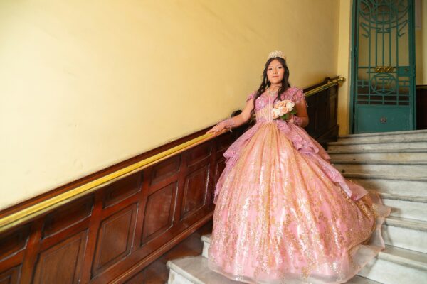 Sesión de Fotos en Casa Fernandini para 15 años Sesión de Fotos en Casa Fernandini para 15 años