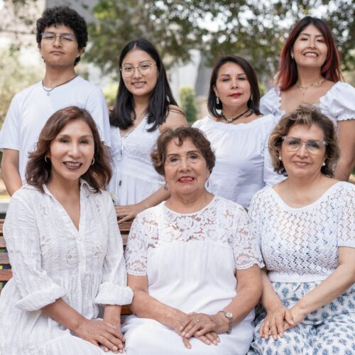 Sesión Fotografica Familiar en Olivar de San Isidro Lima