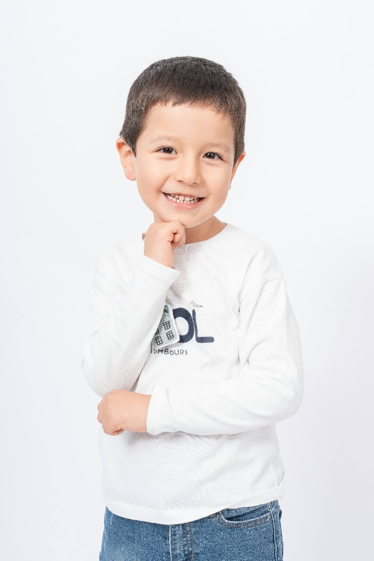 Sesión de Fotos Familiar en Estudio en Lima Miraflores