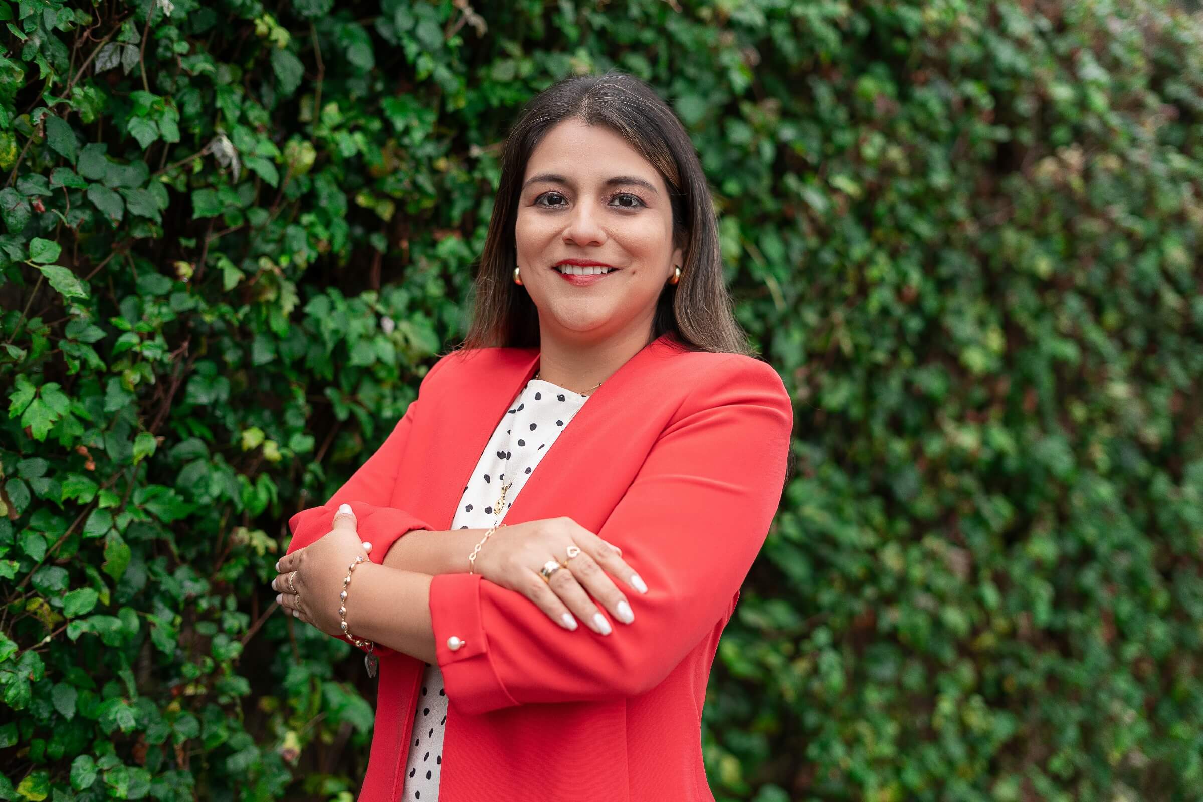 Sesión de Fotos de Perfil Profesional LinkedIn para Nora Torres