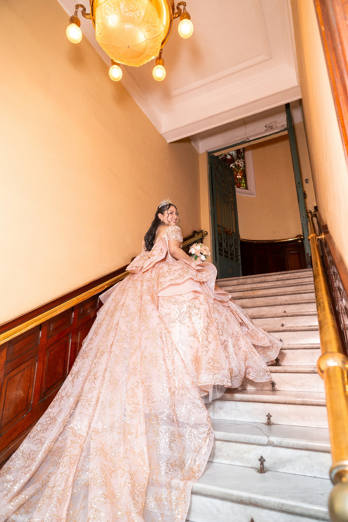 Sesión de Fotos para Quince años en Casa Fernandini